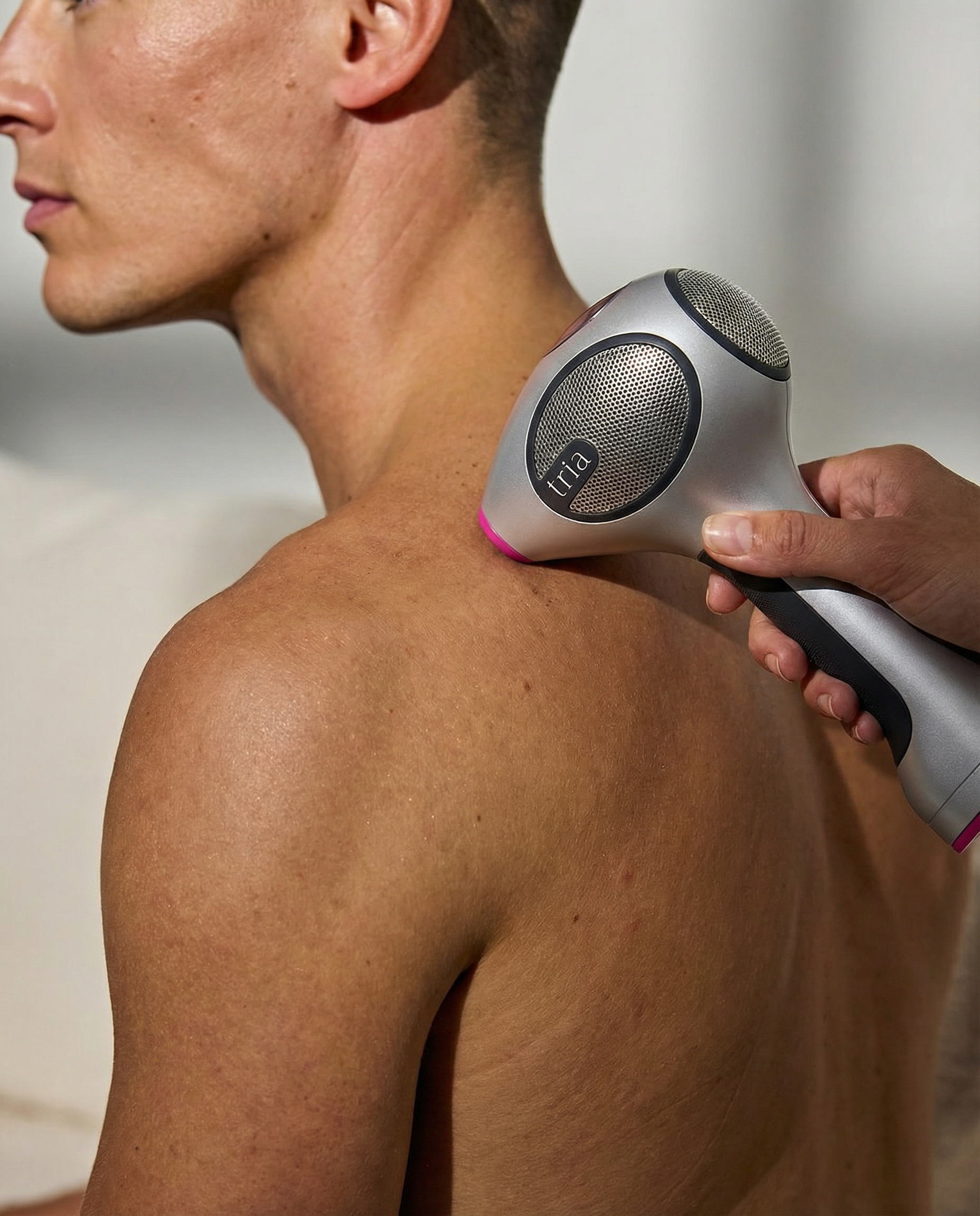 Laser hair removal for the back – Tria Laser UK Laser hair removal for the back – Tria Laser UK